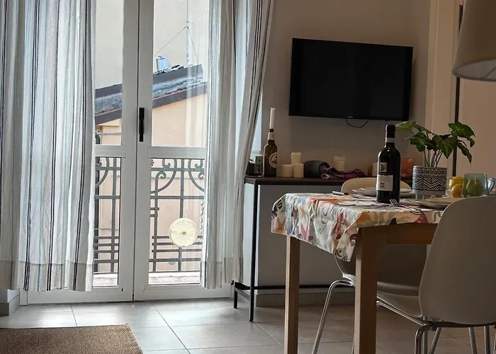 - Seaside Nest-free Parking & *